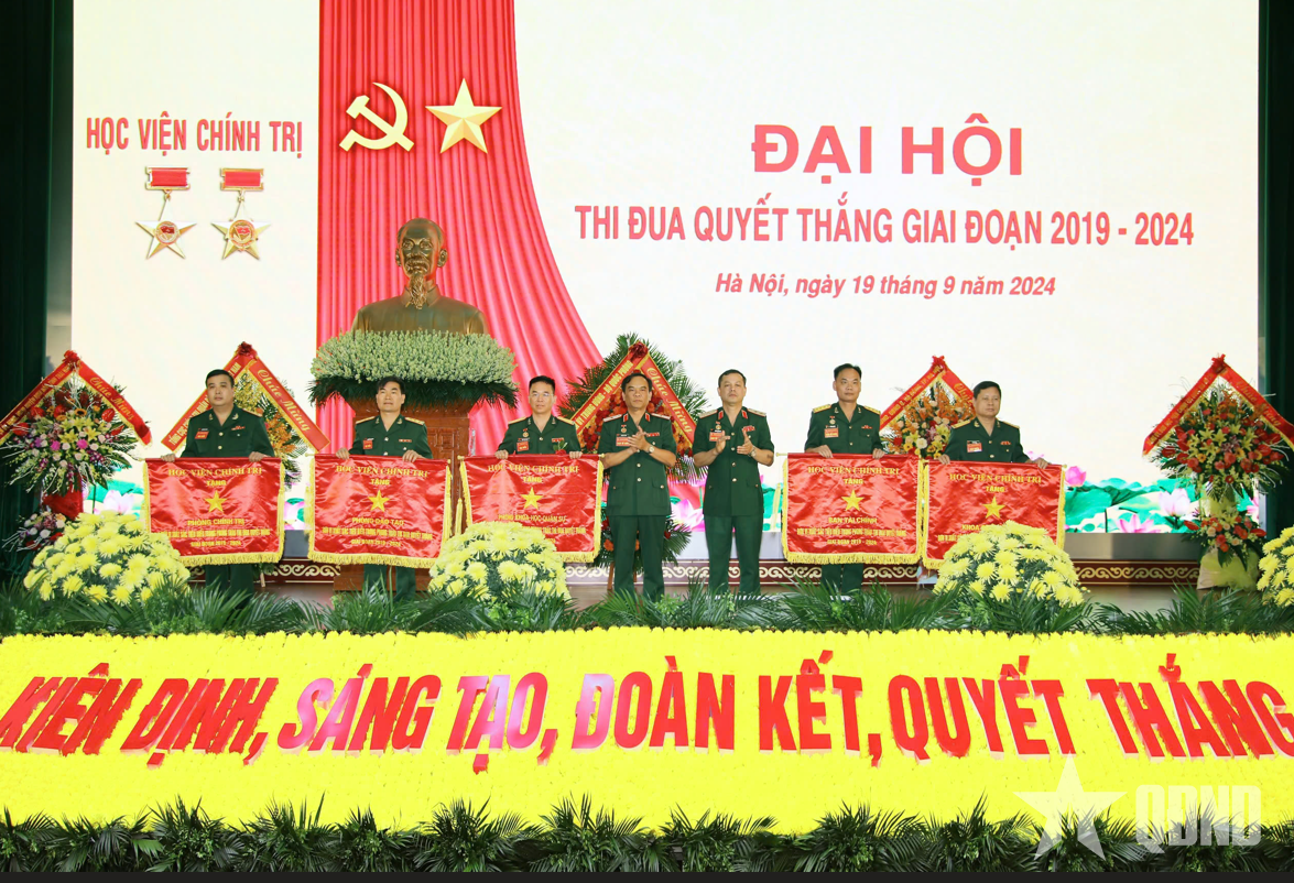 Phát huy truyền thống vẻ vang, triển khai toàn diện, sắc bén công tác Đảng, công tác chính trị trong kỷ nguyên mới